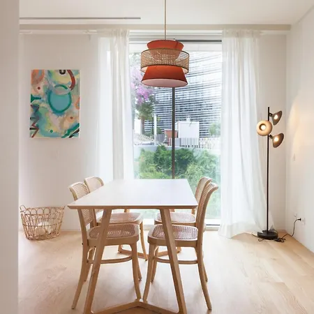 Flh Amoreiras Wood Design Flat Lägenhet *
