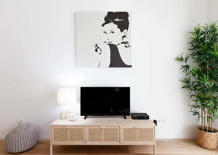 Flh Amoreiras Wood Design Flat *