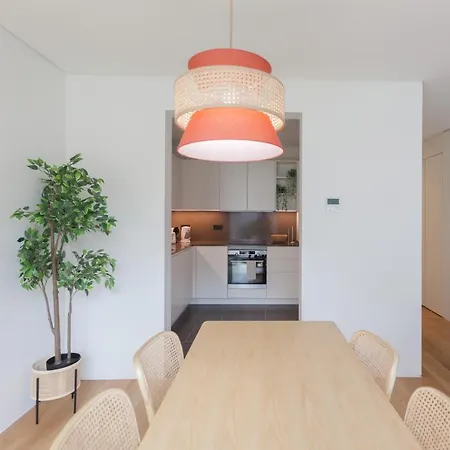 Flh Amoreiras Wood Design Flat * Lisbon