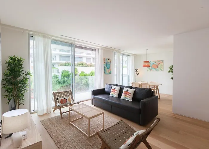 Flh Amoreiras Wood Design Flat * Lisbon