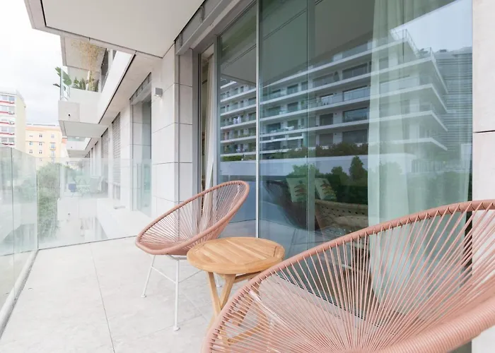 Flh Amoreiras Wood Design Flat Apartment