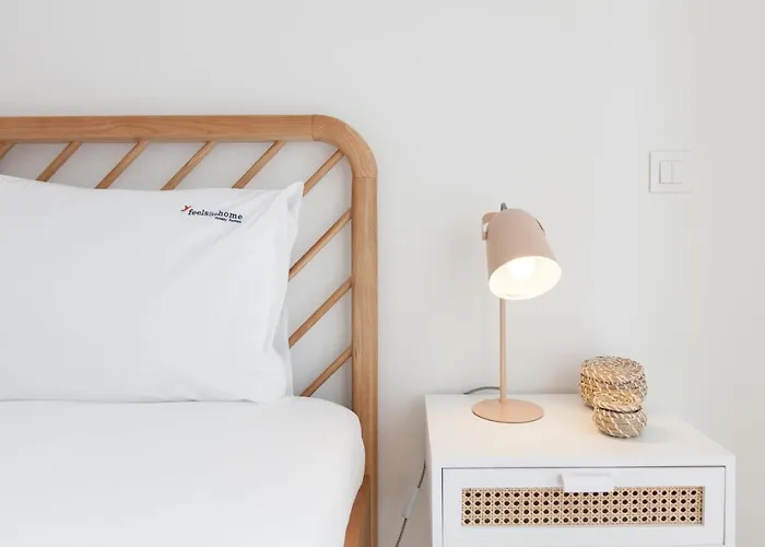 Flh Amoreiras Wood Design Flat * Лиссабон